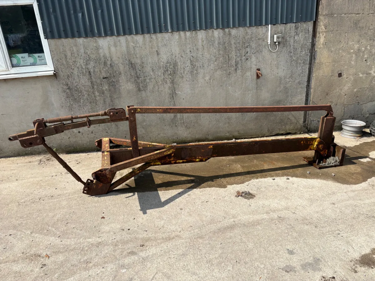 Post knocker - Image 1