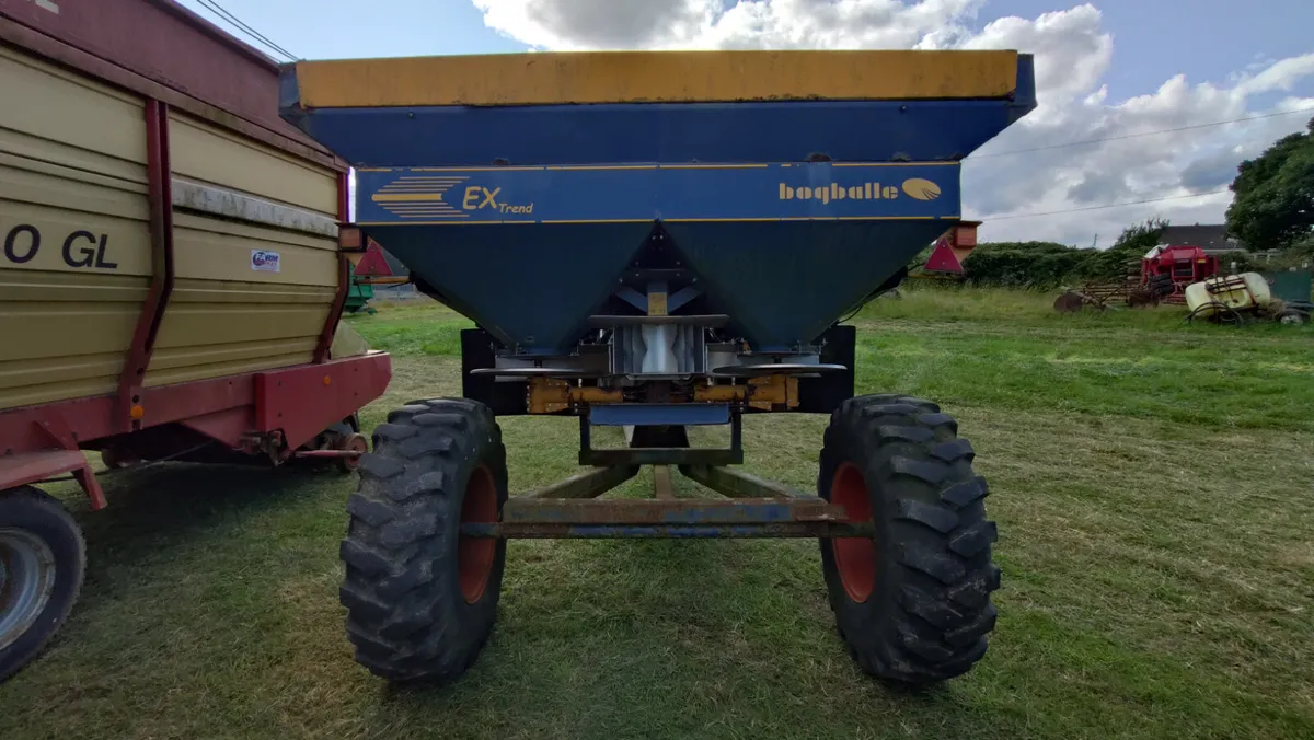 Bogballe on Trolley - Image 3