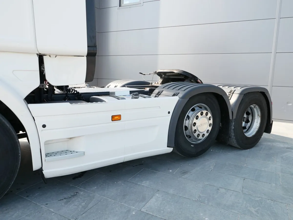 Scania R450 Topline 6x2 Midlift Auto gearbox - Image 4