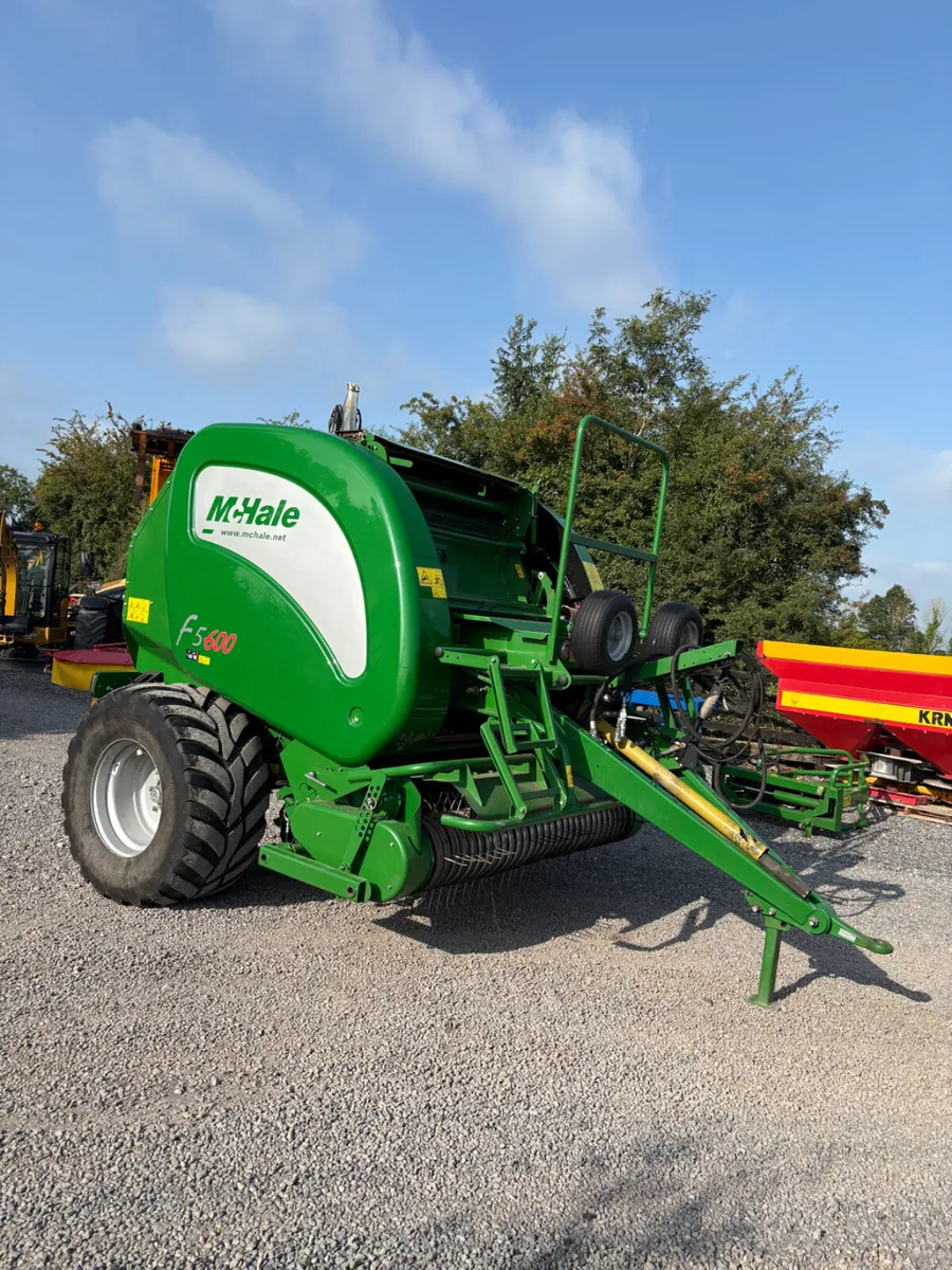 Mchale F5600 Round Bailer - Image 2