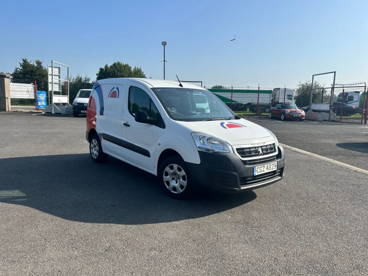 AVAILABLE FOR HIRE- Peugeot Partner 2016 - Image 2