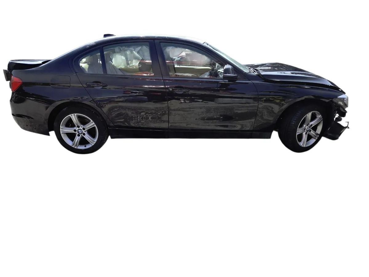 2013 BMW 3 SERIES For Breaking/Dismantling - Image 2