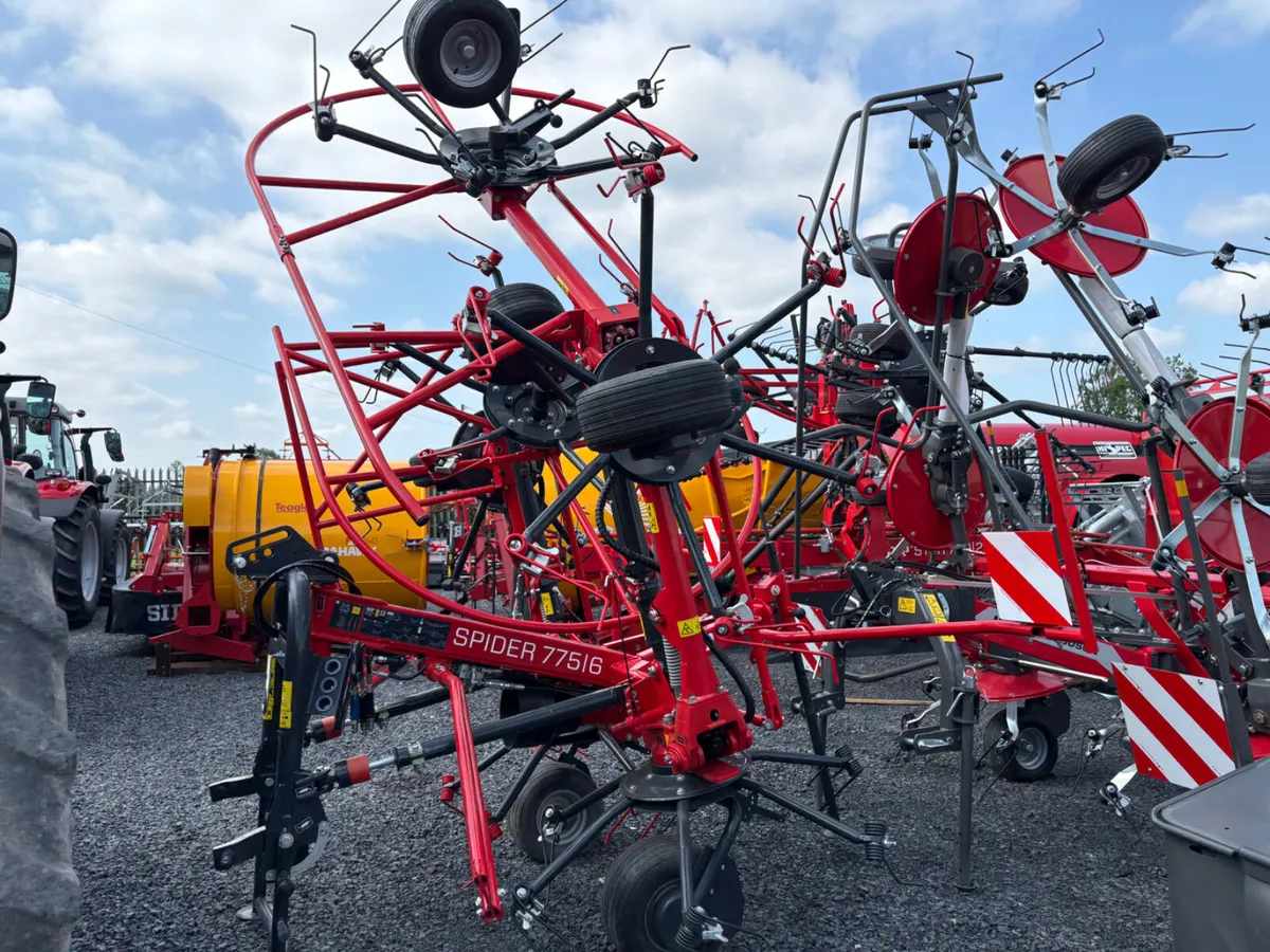 New SIP Hook Tine Tedder - 3 Year Warranty - Image 2