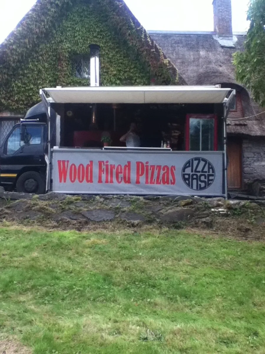 Mobile pizza truck - Image 3
