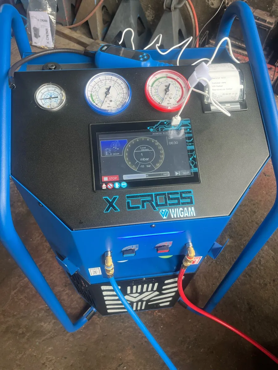 Air con gas refill - Image 3