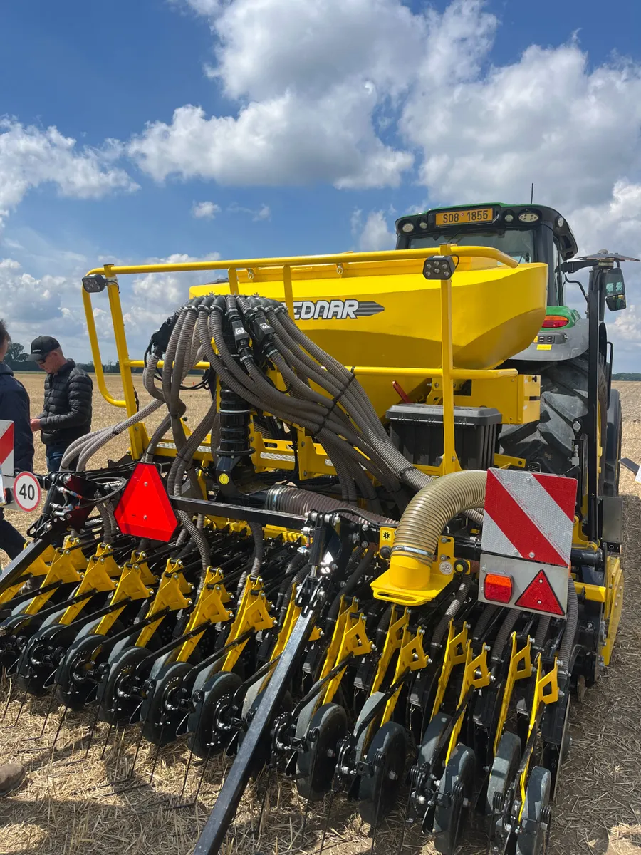 BEDNAR SONIQ ON 3000 - Image 2