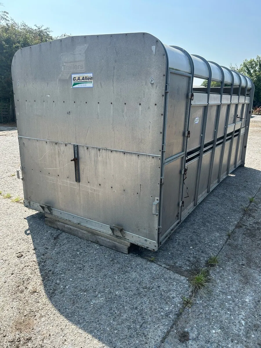 14ft  Livestock container body - Image 1
