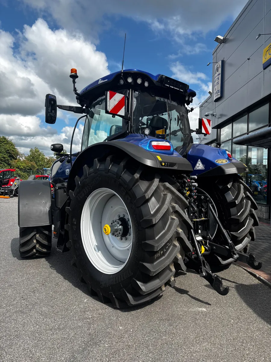 New Holland T7.260 PLMI *NEW* - Image 4