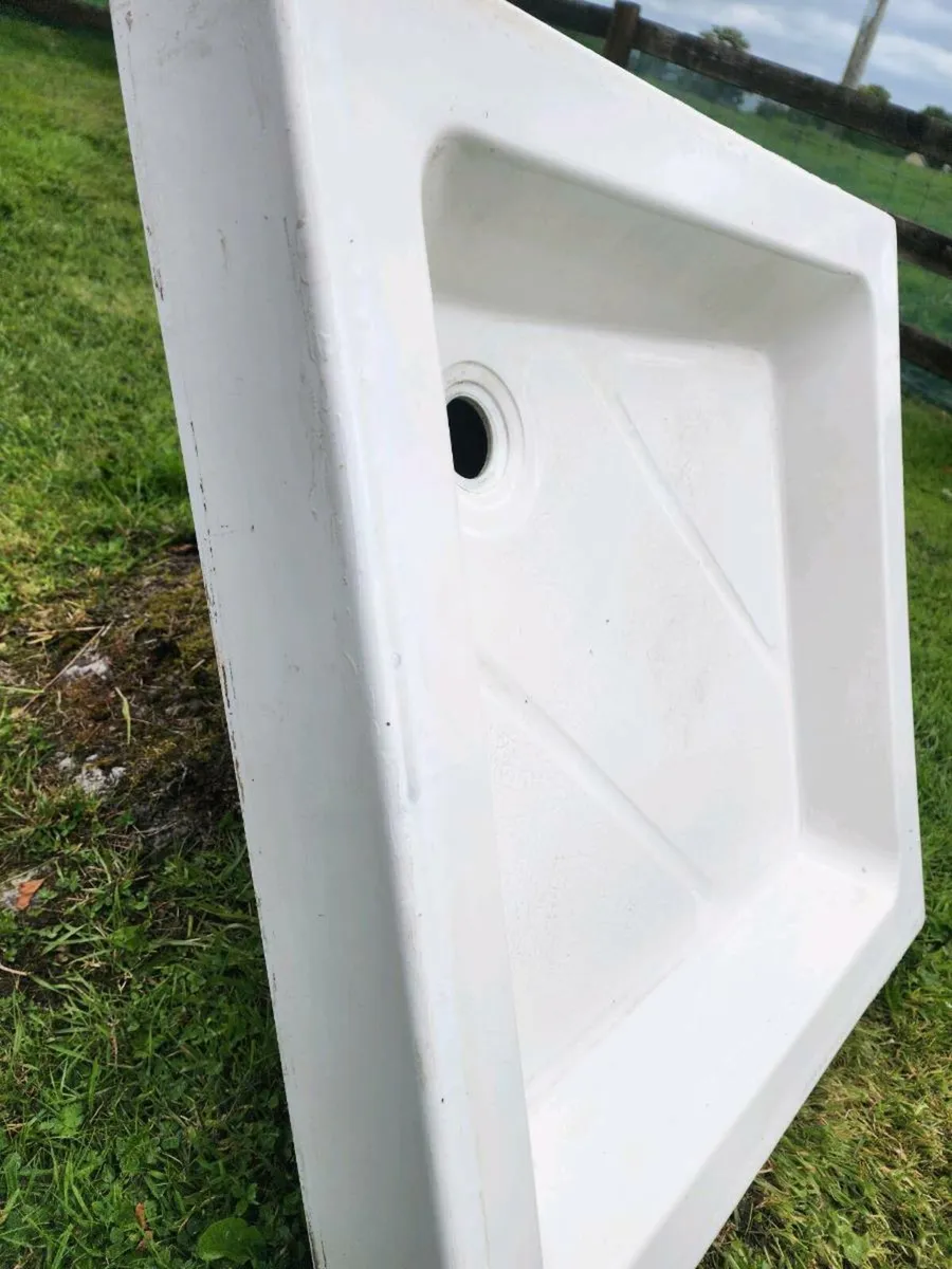 Bathroom accessories - Image 3