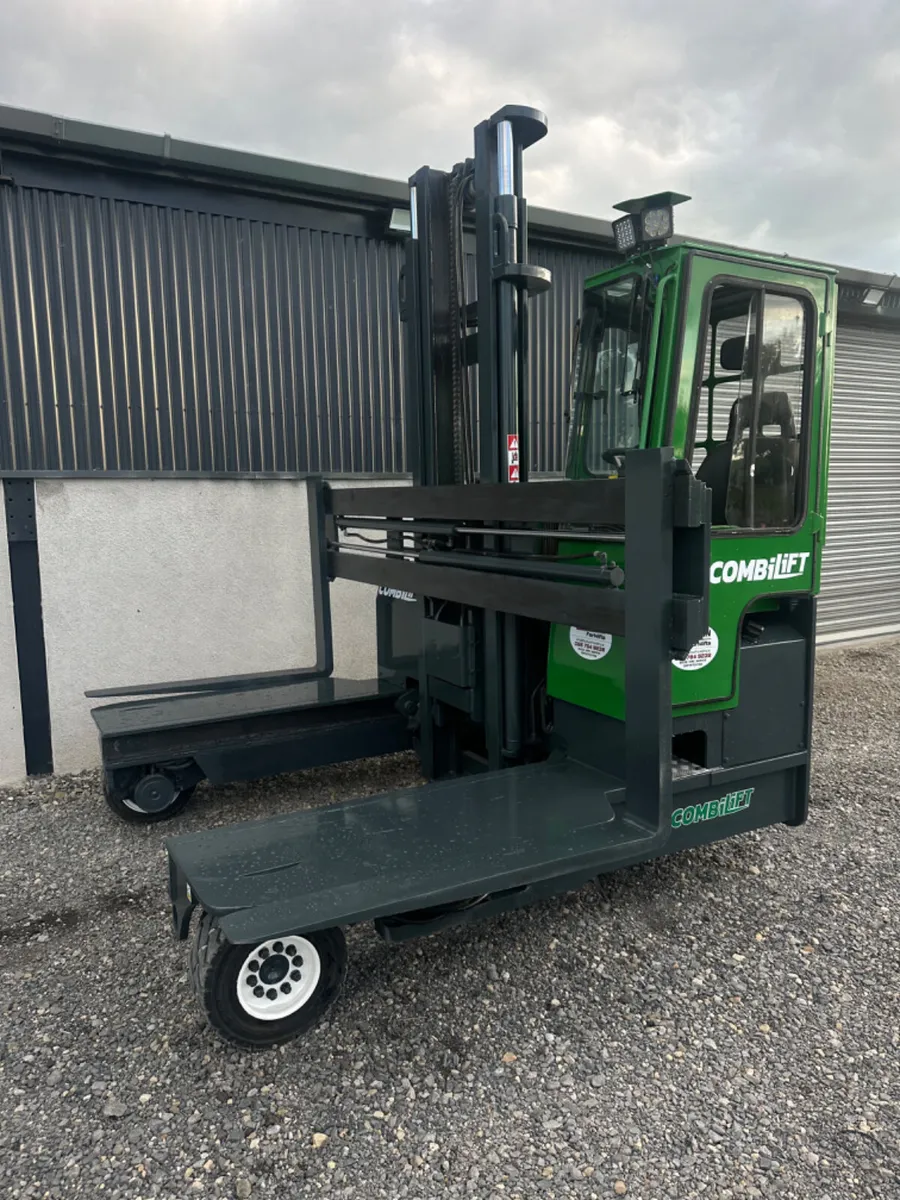 Combilift C4500 Forklift - Image 1