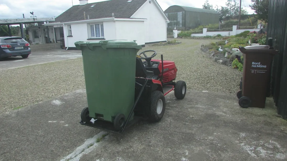 Ride On Mower - Image 3