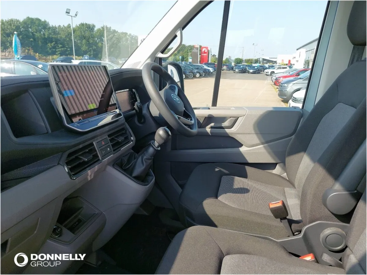 Volkswagen Crafter Cr35 Mwb Diesel Fwd Commerce - Image 2