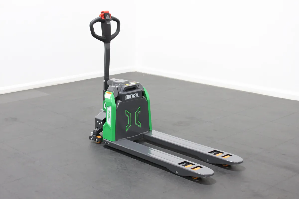 giraffe - 2.0T Lithium Powered Pallet Truck - Image 1