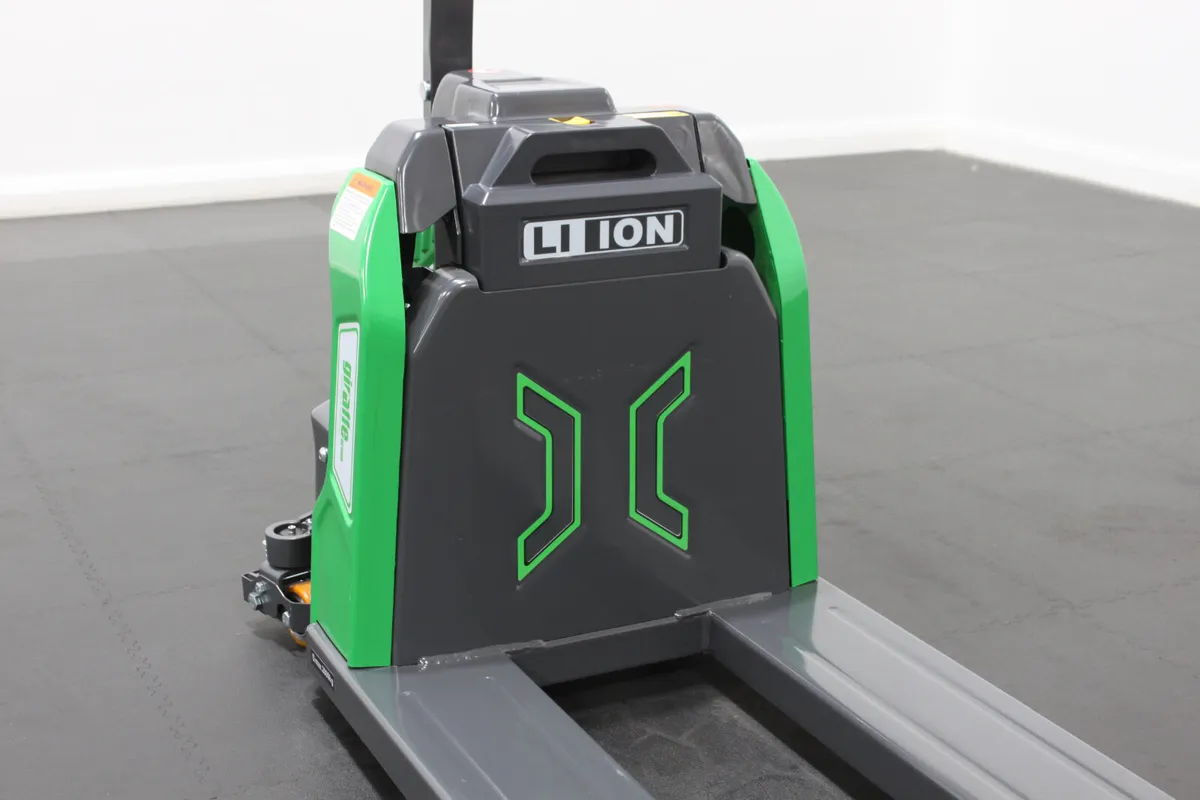 giraffe - 2.0T Lithium Powered Pallet Truck - Image 4