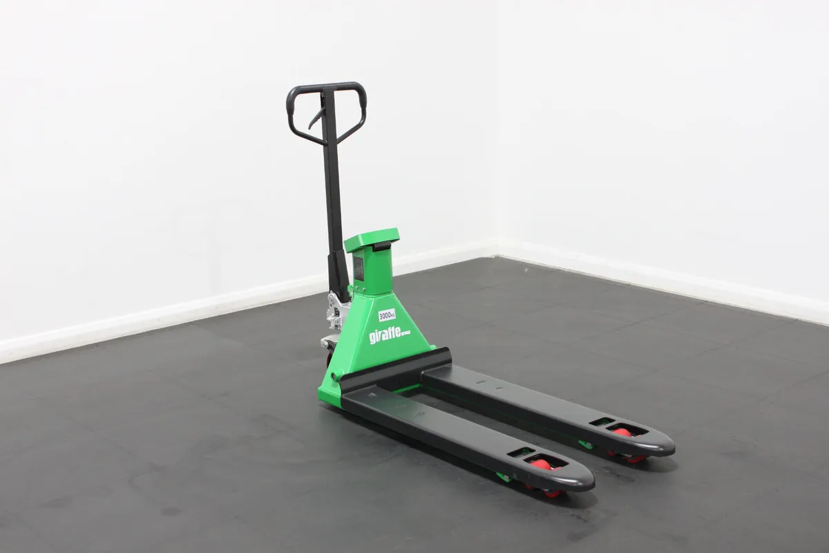 giraffe - 3.0T Manual Pallet Truck with Scales - Image 1
