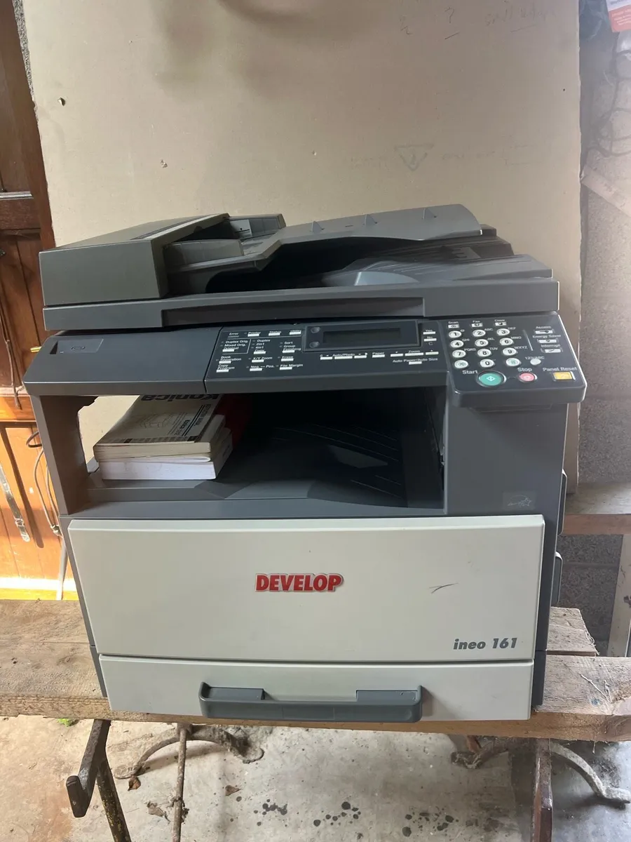 Copyright and printing machine also period letter - Image 1