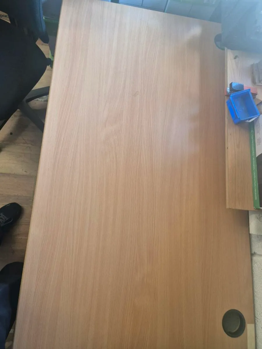 Desks chairs pedistal - Image 2