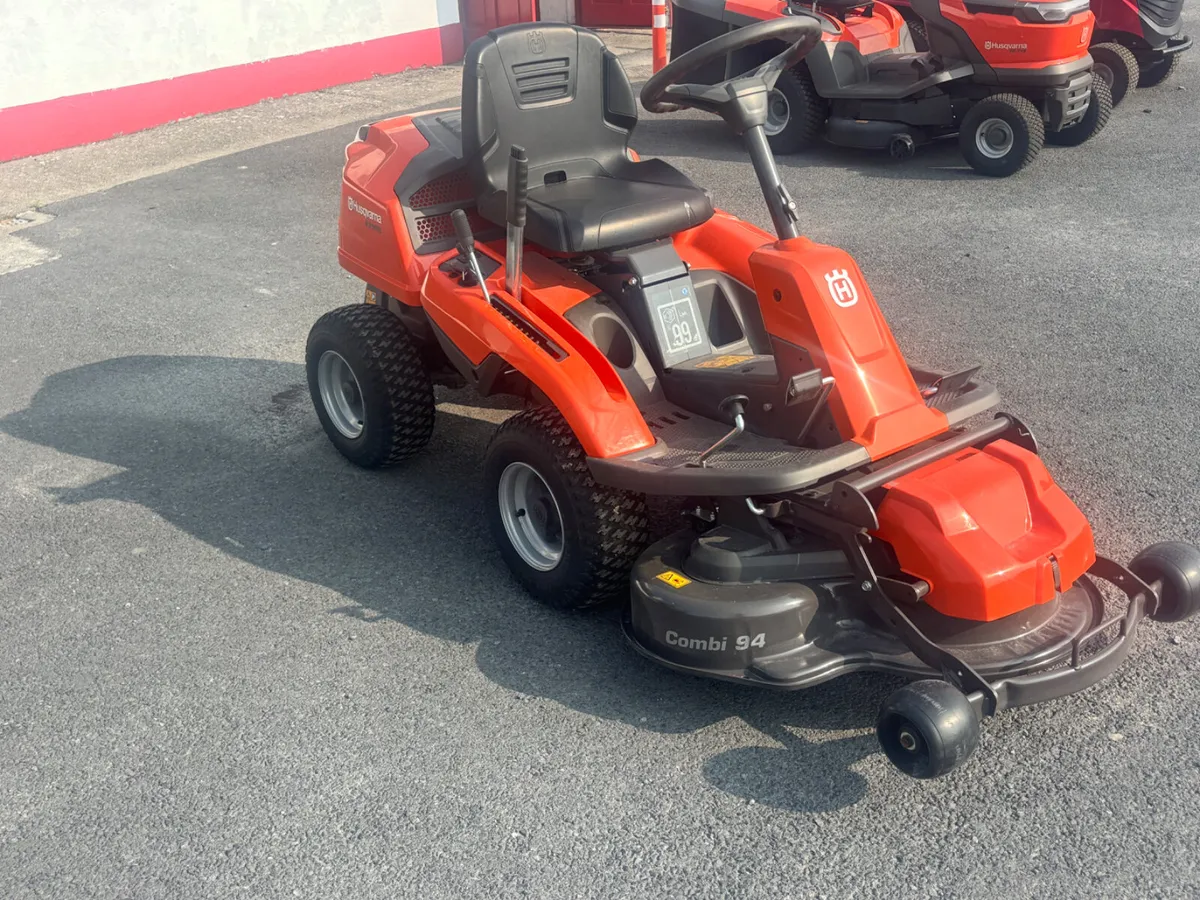 End of year sale. Husqvarna R 214TC Ride on Mower - Image 2