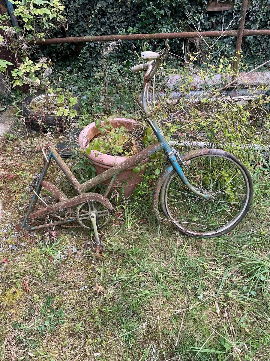 Vintage bicycles - Image 2