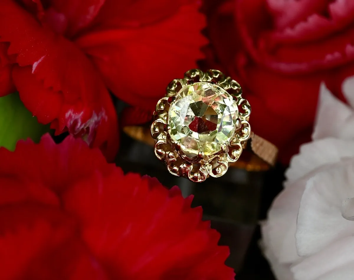 Vintage Yellow Sapphire Solitaire Ring - 18ct - Image 2