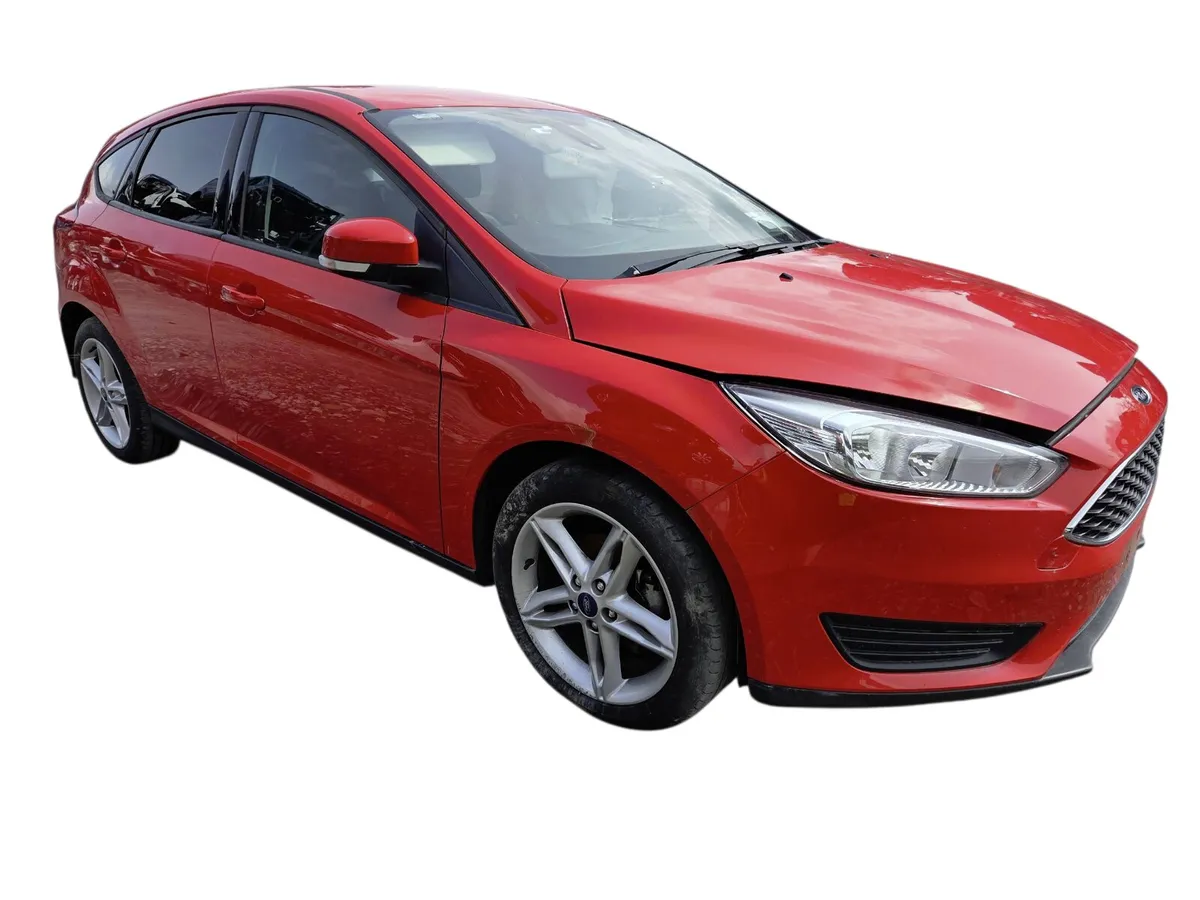 2016 FORD FOCUS For Breaking/Dismantling - Image 2