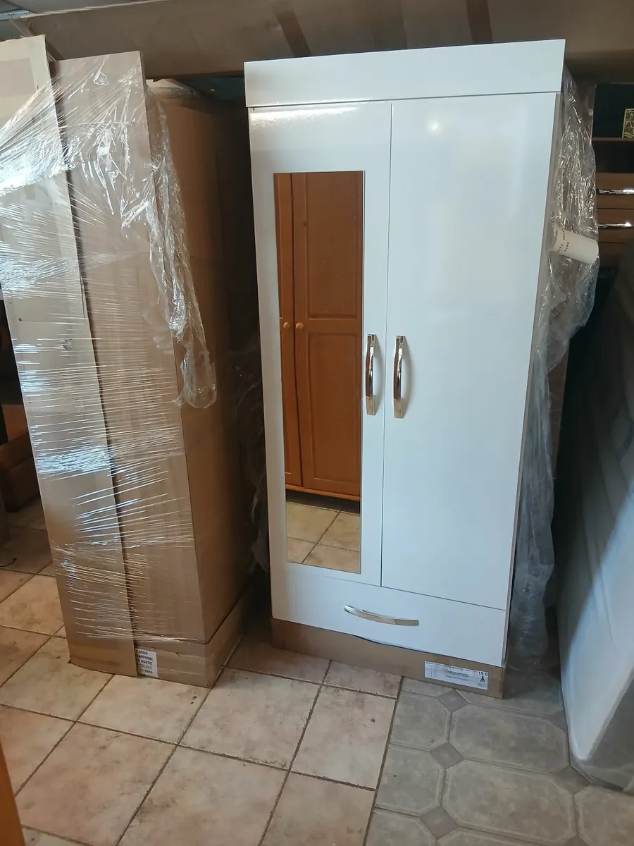 Wardrobes new - Image 1