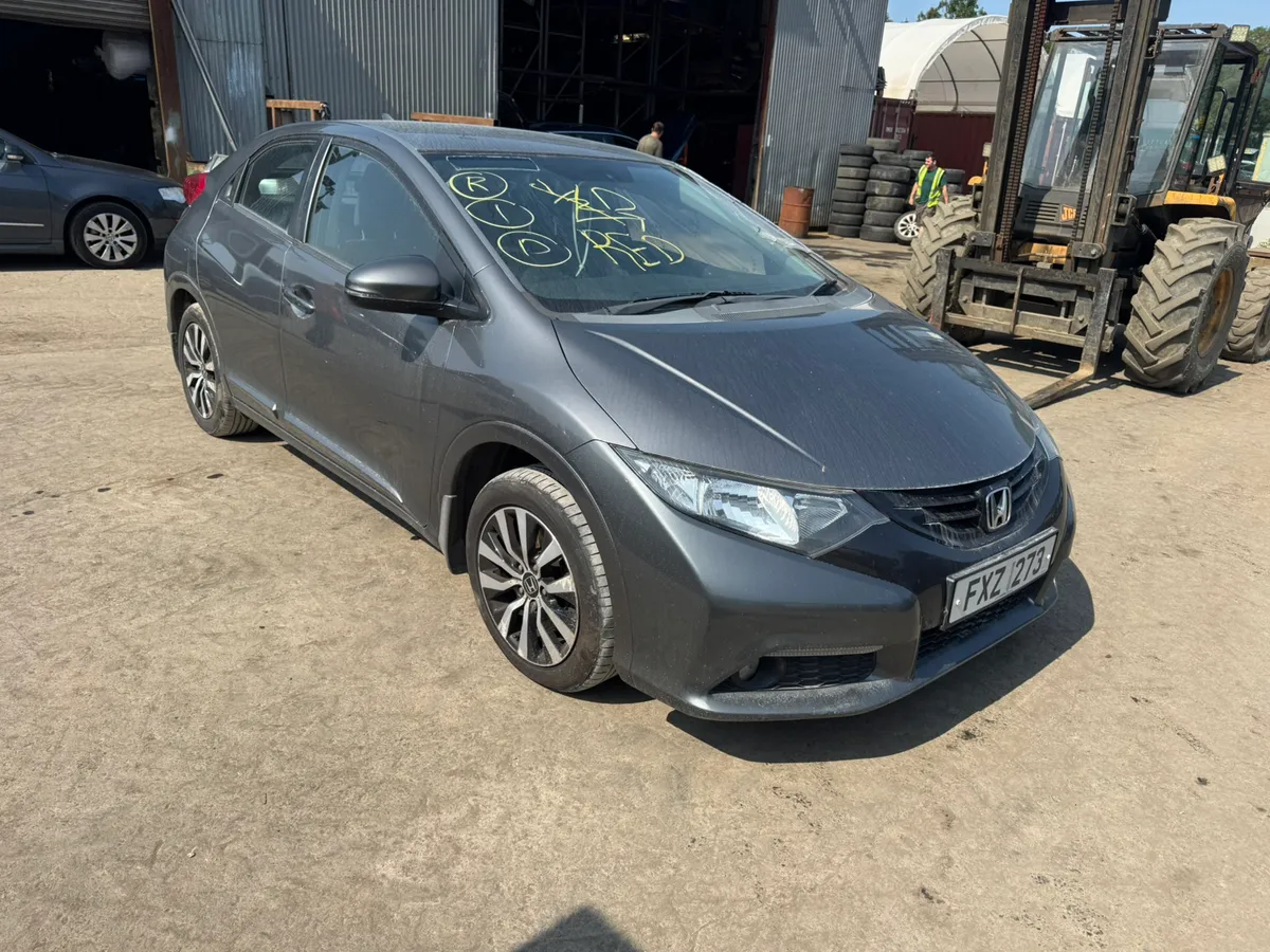 Breaking 2013 Honda civic 1.6 cdti - Image 1