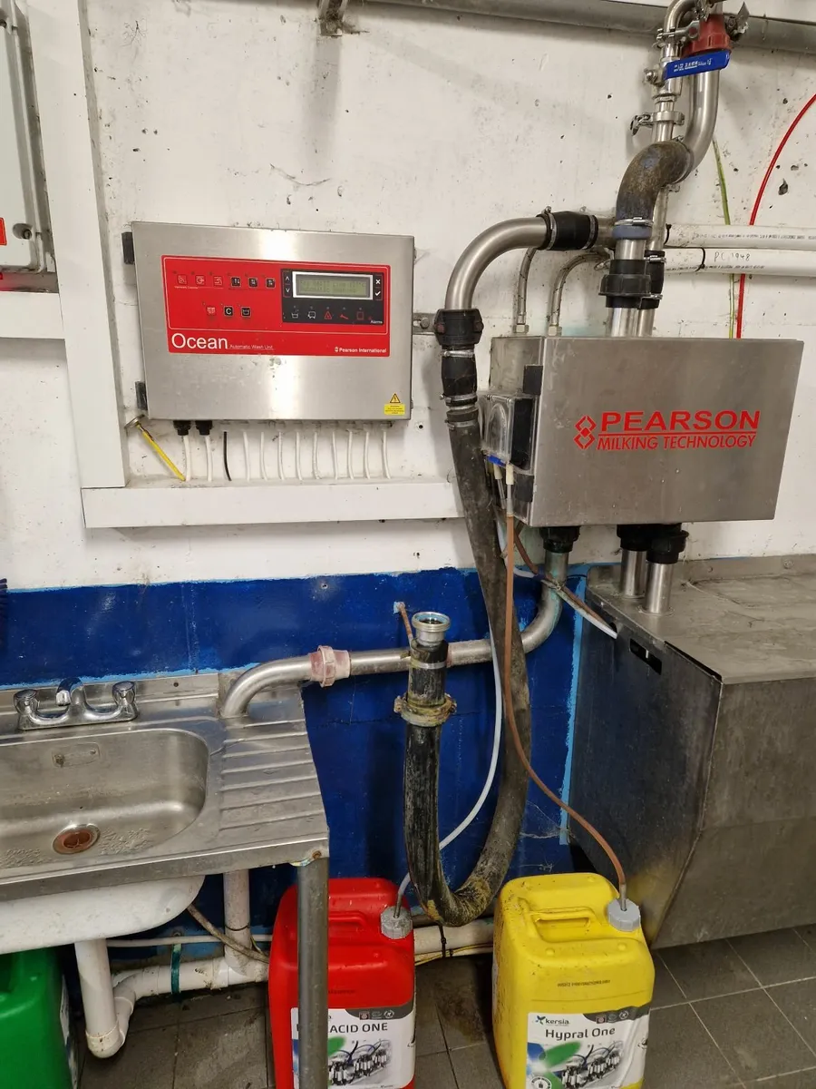 Milking parlour services - Image 3