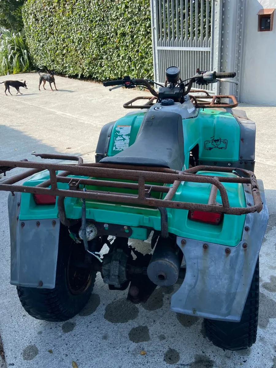 THREE KAWASAKI KLF 400 4x4 quads   !! - Image 3