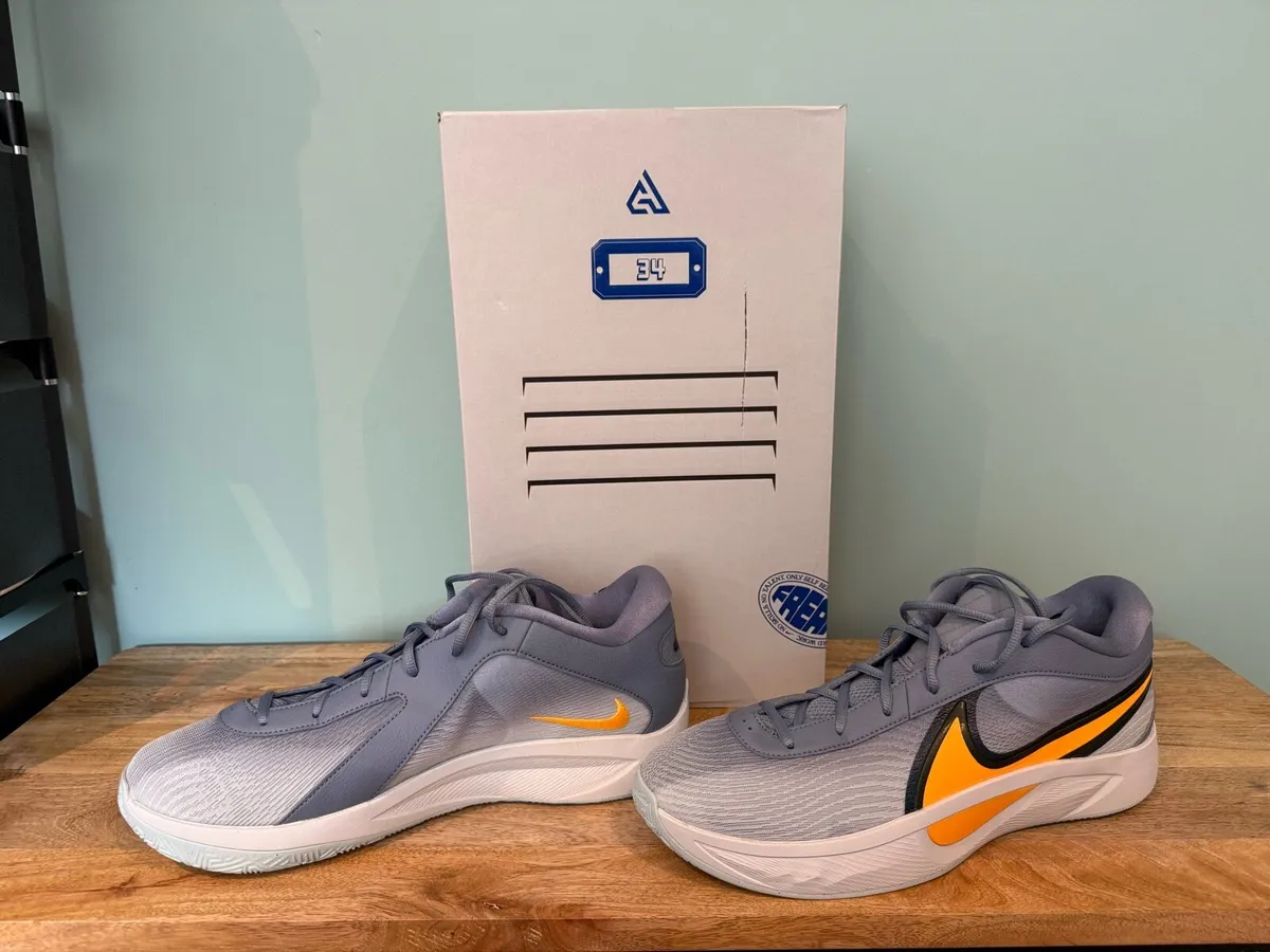 Nike Giannis Zoom Freak 6 Size 12 UK - Image 2