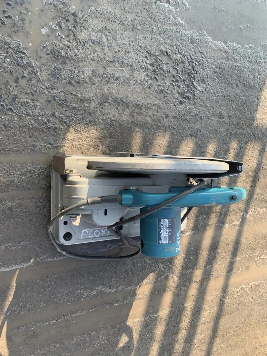 Makita 110V Chop Saw - Image 4