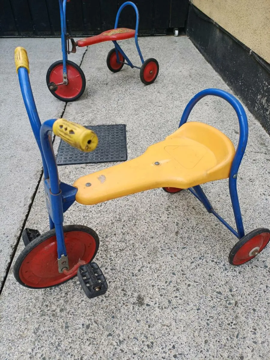 1950/60s Tri-ang Tricycles + Mobo Tricycle - Image 1