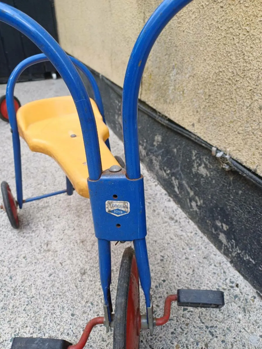 1950/60s Tri-ang Tricycles + Mobo Tricycle - Image 2