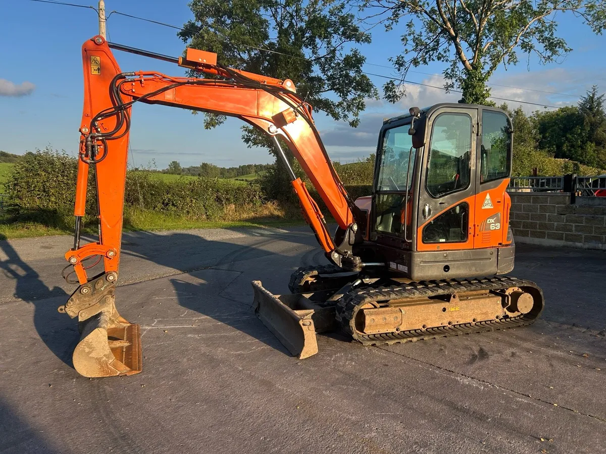 Doosan DX63 6 ton digger - Image 2