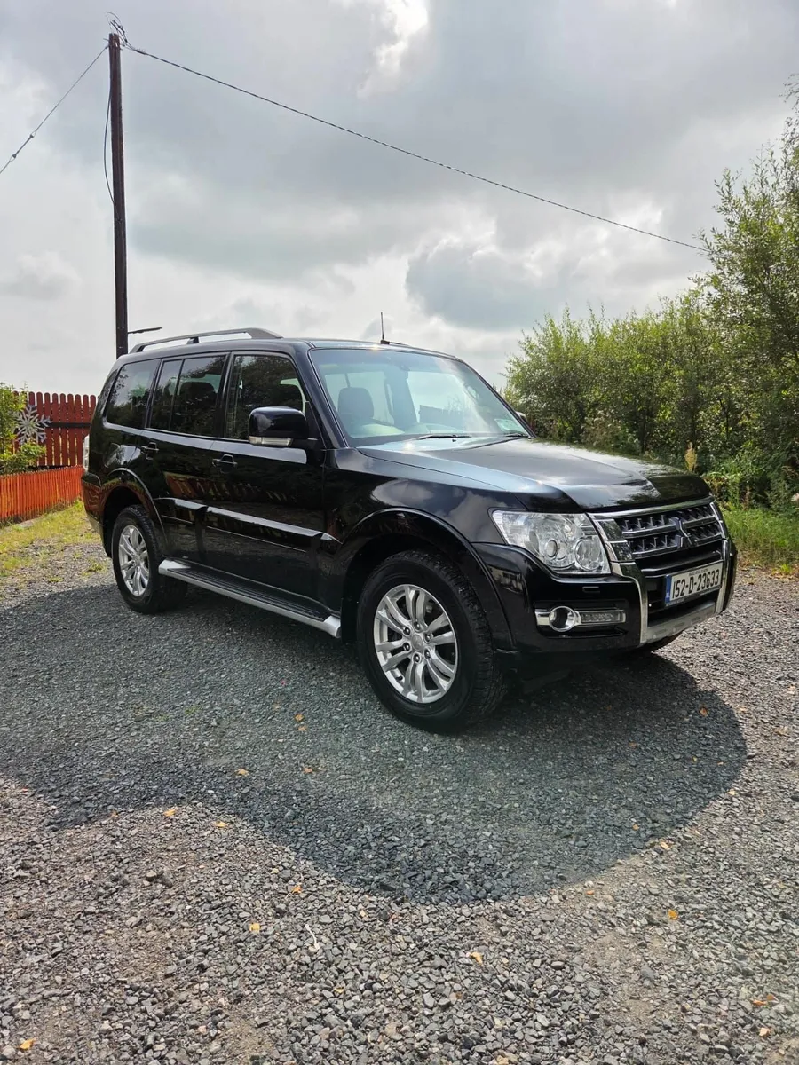Mitsubishi Pajero 2015 - Image 1