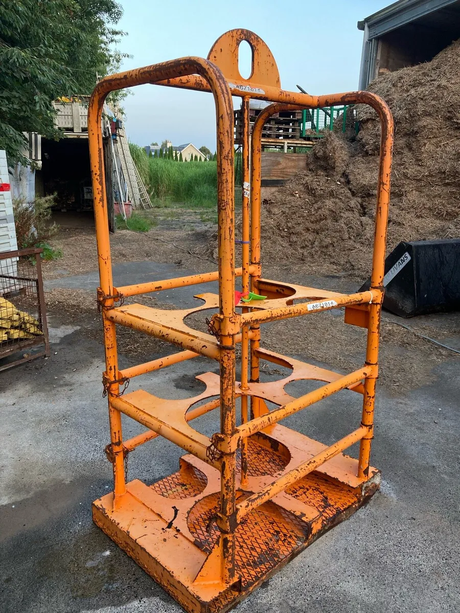 Crane Gas Cylinder Stillage - Image 4