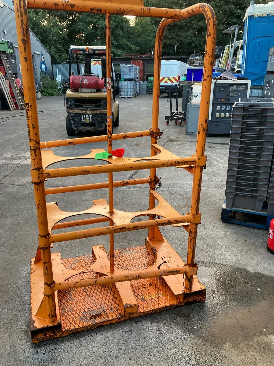 Crane Gas Cylinder Stillage - Image 3