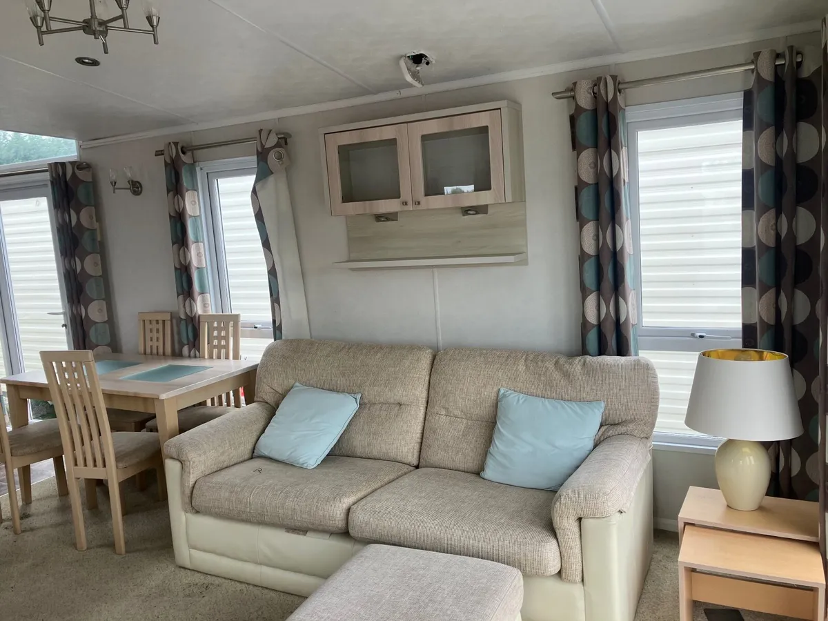 SNAPPED UP ANOTHER MONTROUX IN STOCK - Image 3