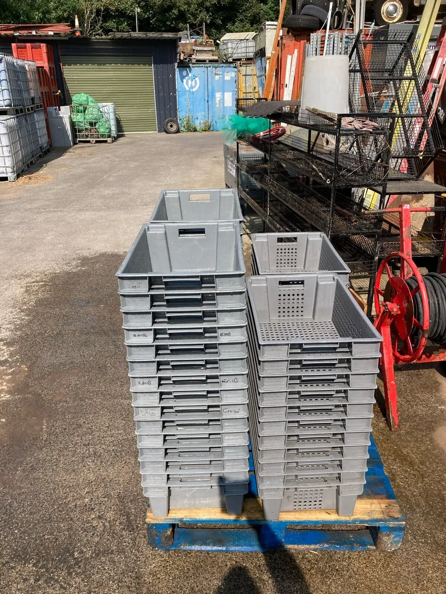 Plastic Tote containers for sale - Image 2