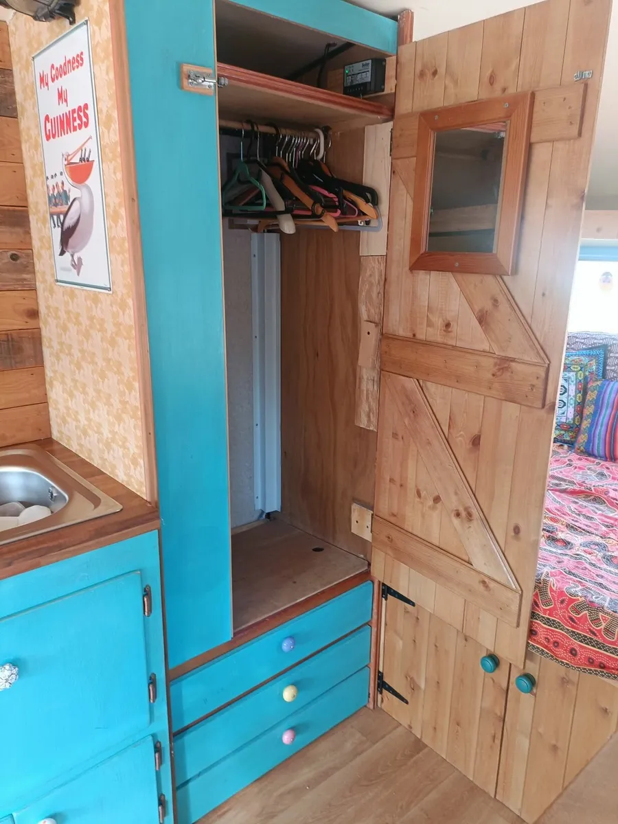 Retro caravan - Image 3