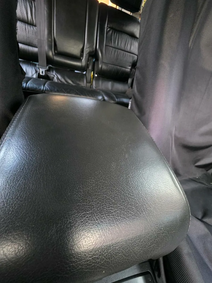 Mitsubishi Pajero / Shogun rear leather seats - Image 3