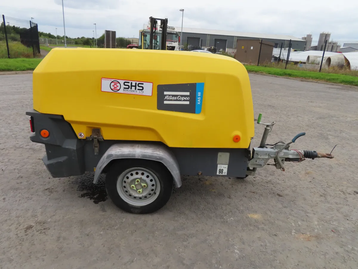 2017 ATLAS COPCO XAS 68 ROAD COMPRESSOR - Image 3
