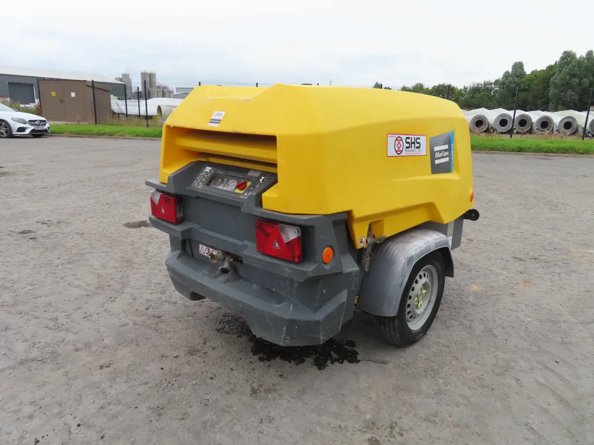 2017 ATLAS COPCO XAS 68 ROAD COMPRESSOR - Image 4
