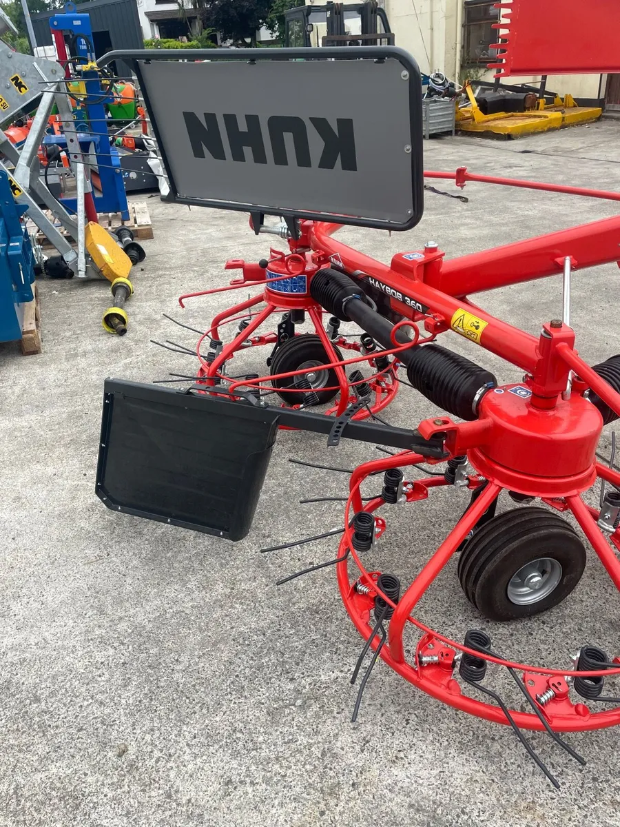 Kuhn 360 haybob - Image 3