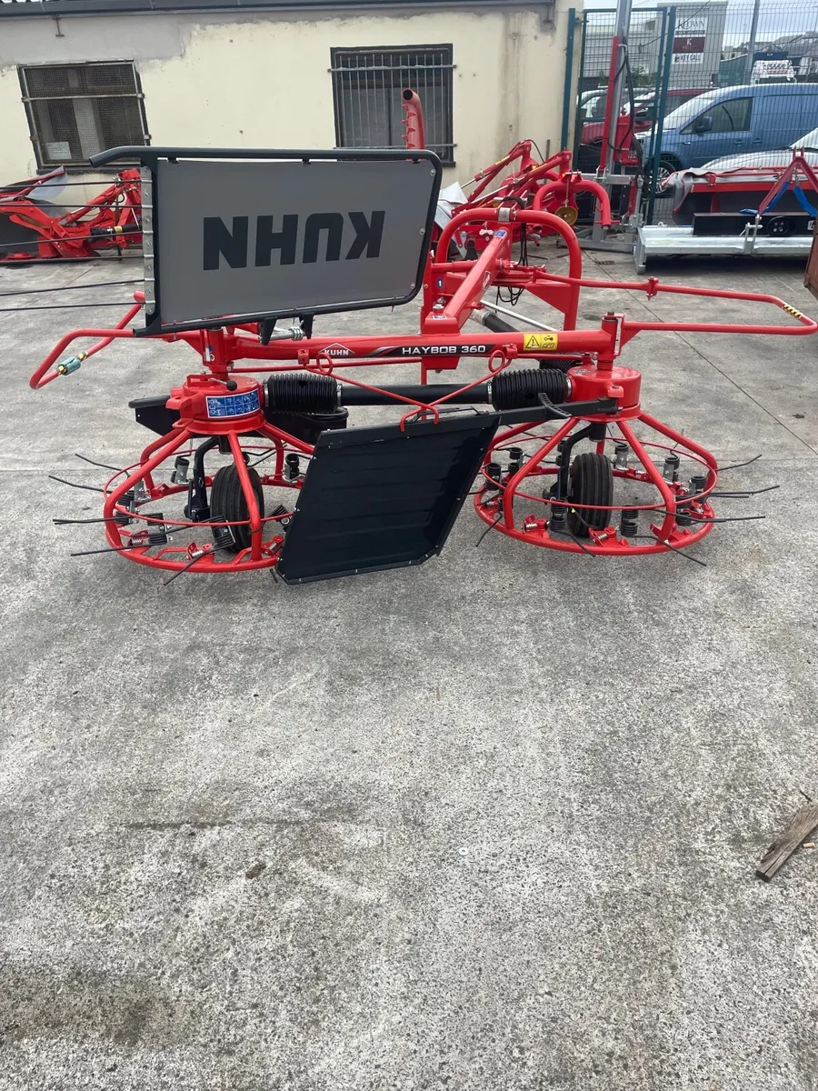 Kuhn 360 haybob - Image 1