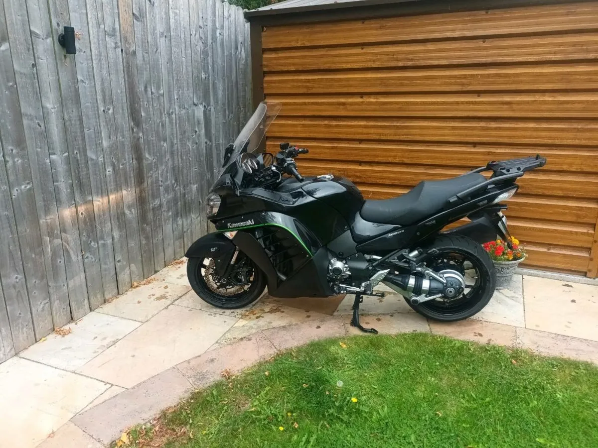 Motor cycle - Image 2