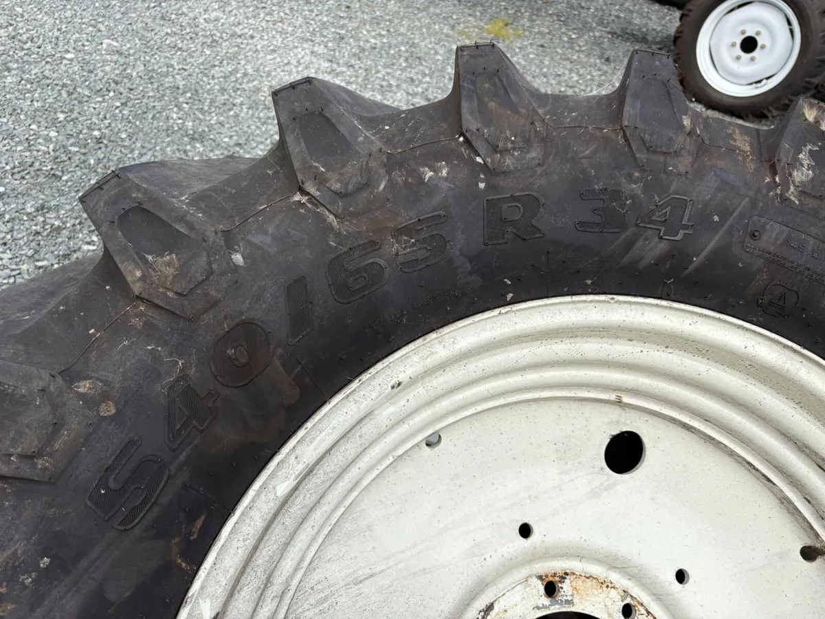 New Holland wheels - Image 4