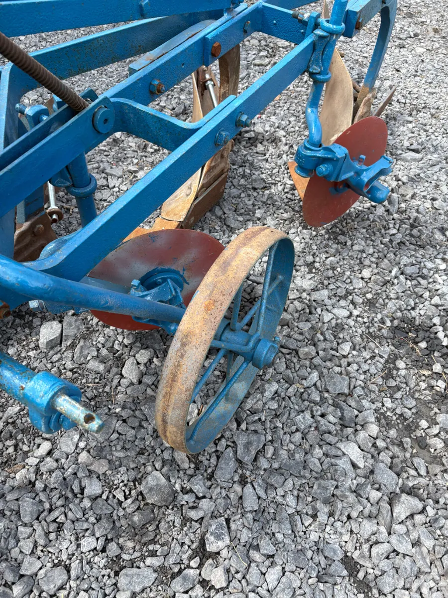 3 furrow Bamford plough - Image 4