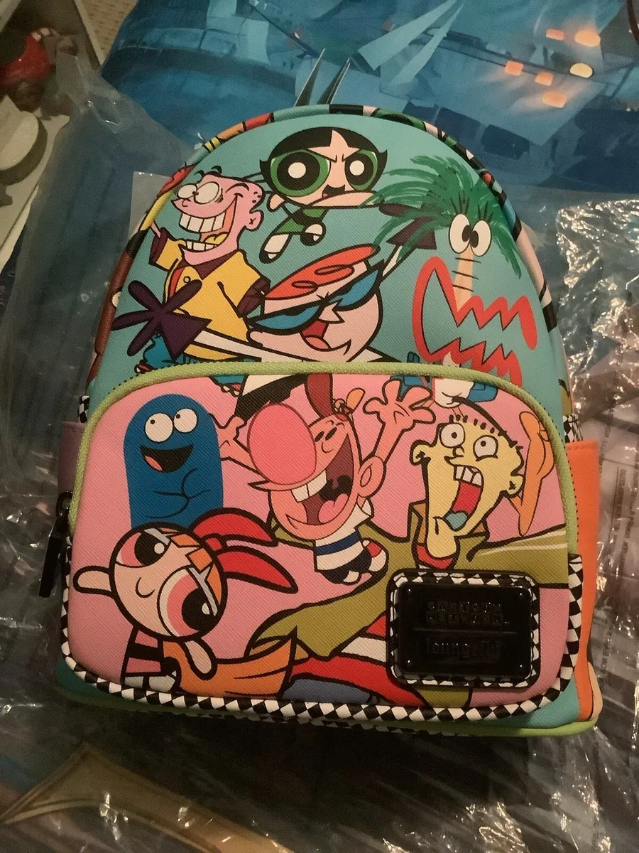 NEW LOUNGE FLY BAG AND PURSE, 5 FUNKO POPS . - Image 3