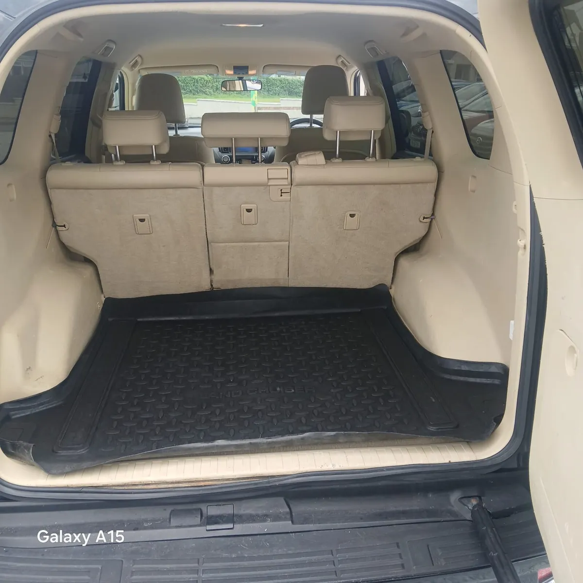Toyota Land Cruiser 2016 crewcab - Image 3